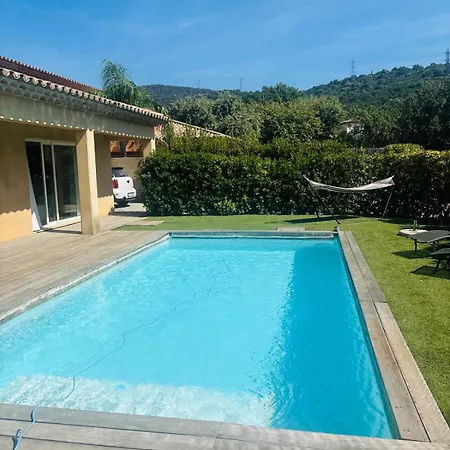 Golfe St-Tropez - Grimaud - Ravissante Maison 4 Chambres - Piscine Chauffée *