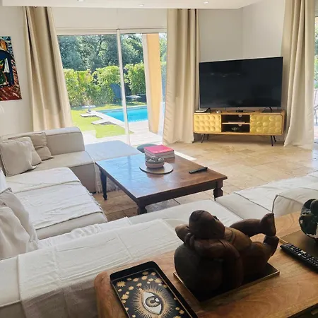Golfe St-Tropez - Grimaud - Ravissante Maison 4 Chambres - Piscine Chauffée *